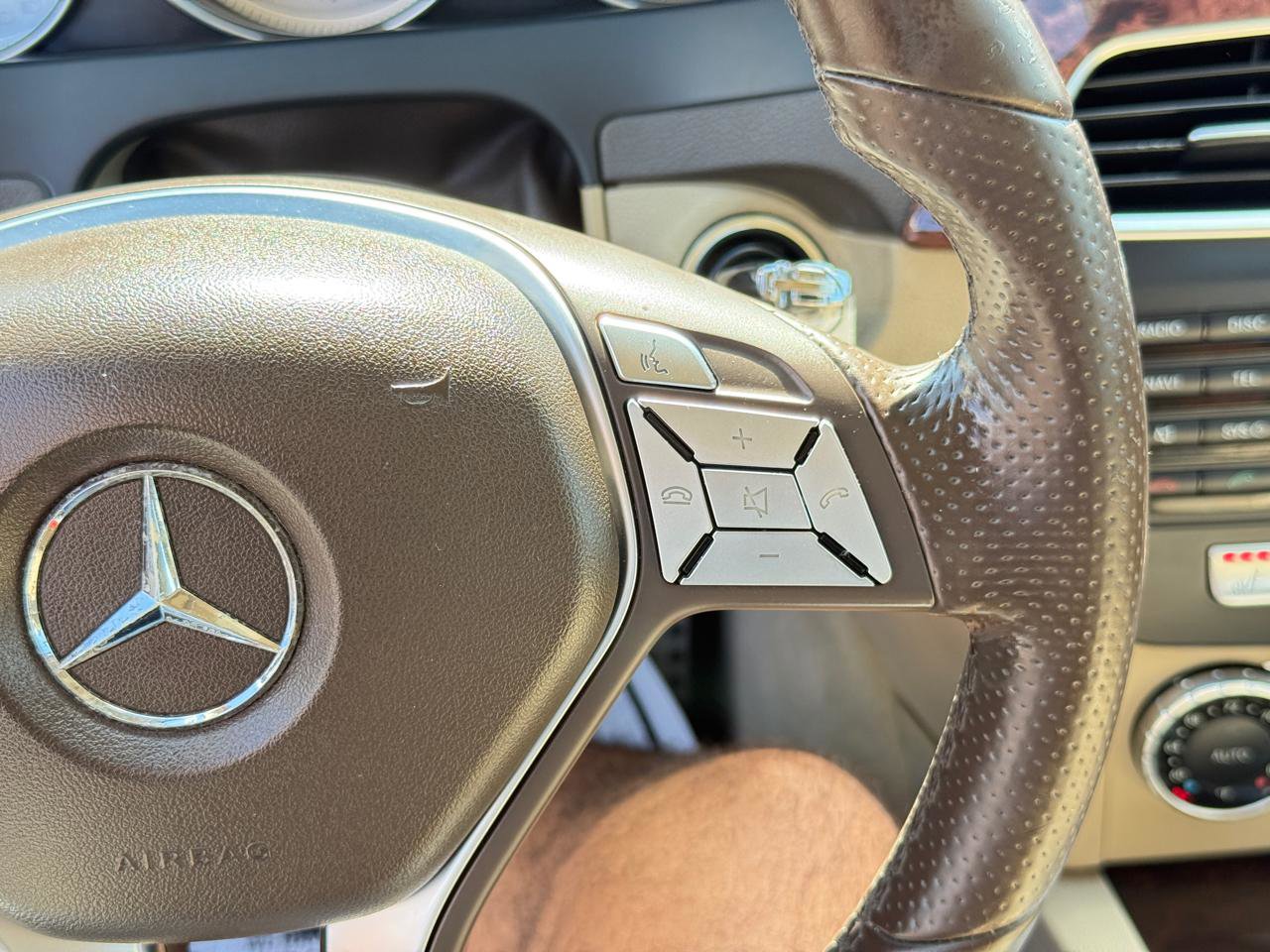 Used 2014 Mercedes-Benz C 300 4MATIC Sedan w/ Premium 1 Package image 55
