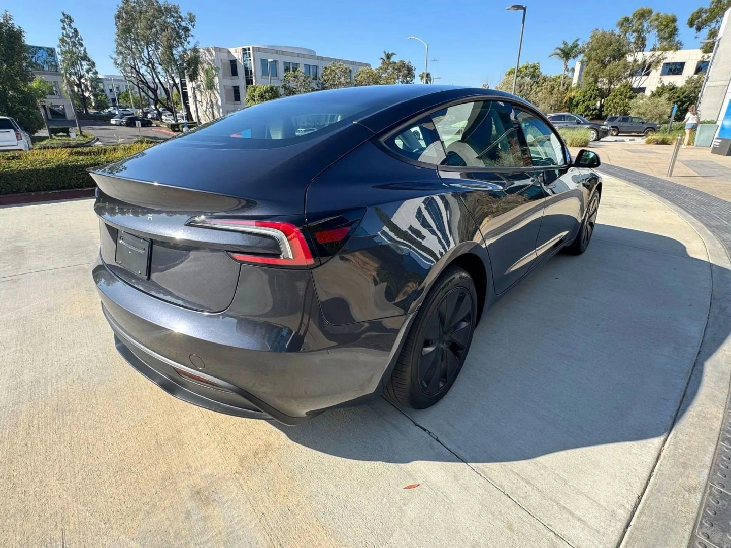 Used 2024 Tesla Model 3 Standard Range image 50
