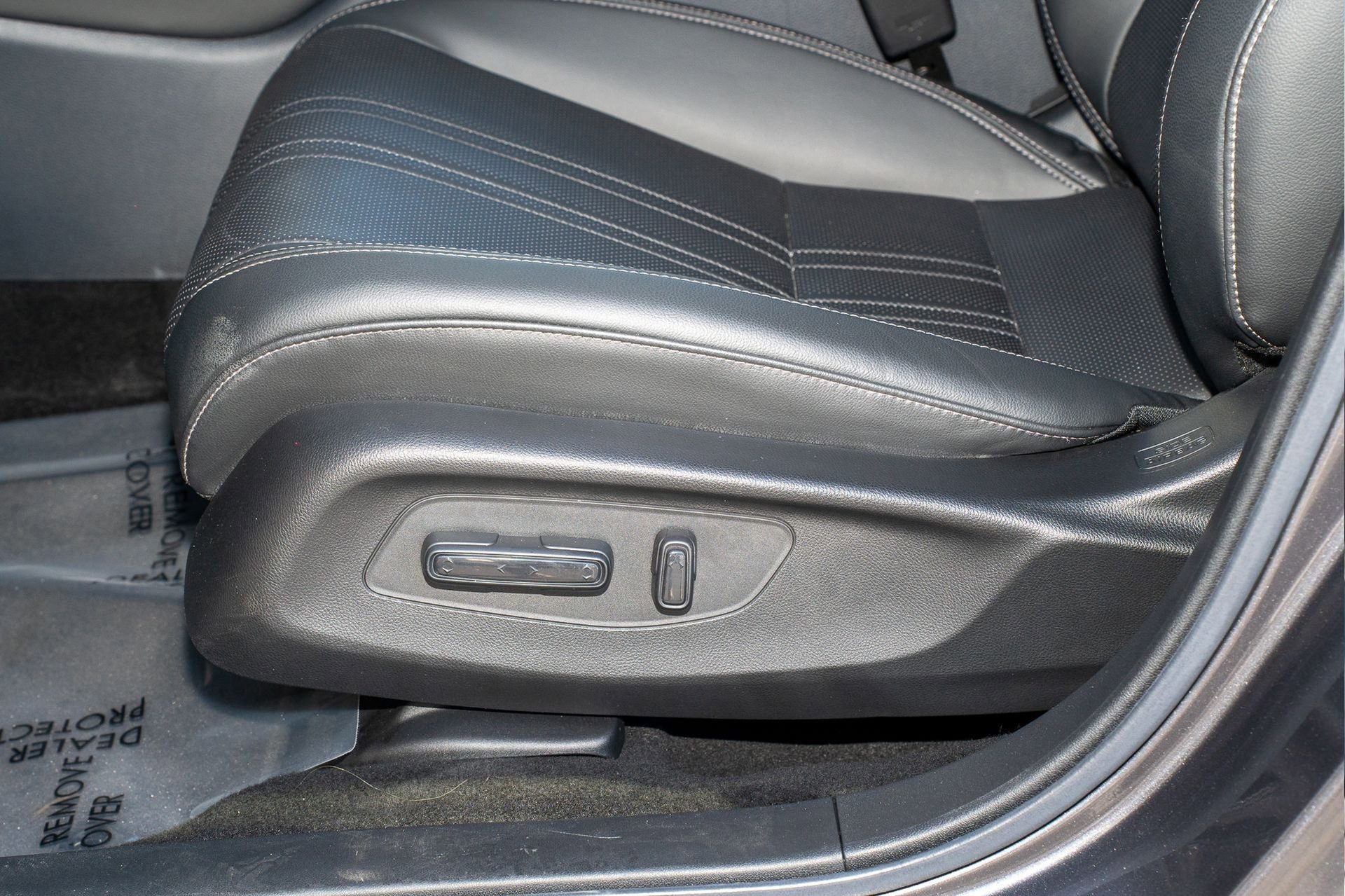 Certified 2023 Honda HR-V EX-L image 28