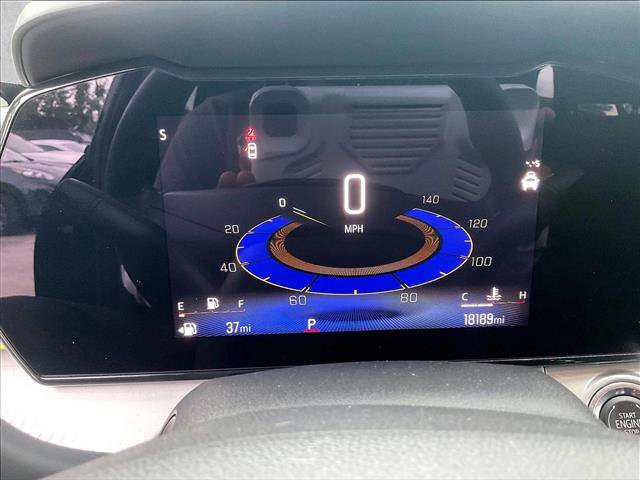 Used 2025 Chevrolet Trax LT FWD image 22