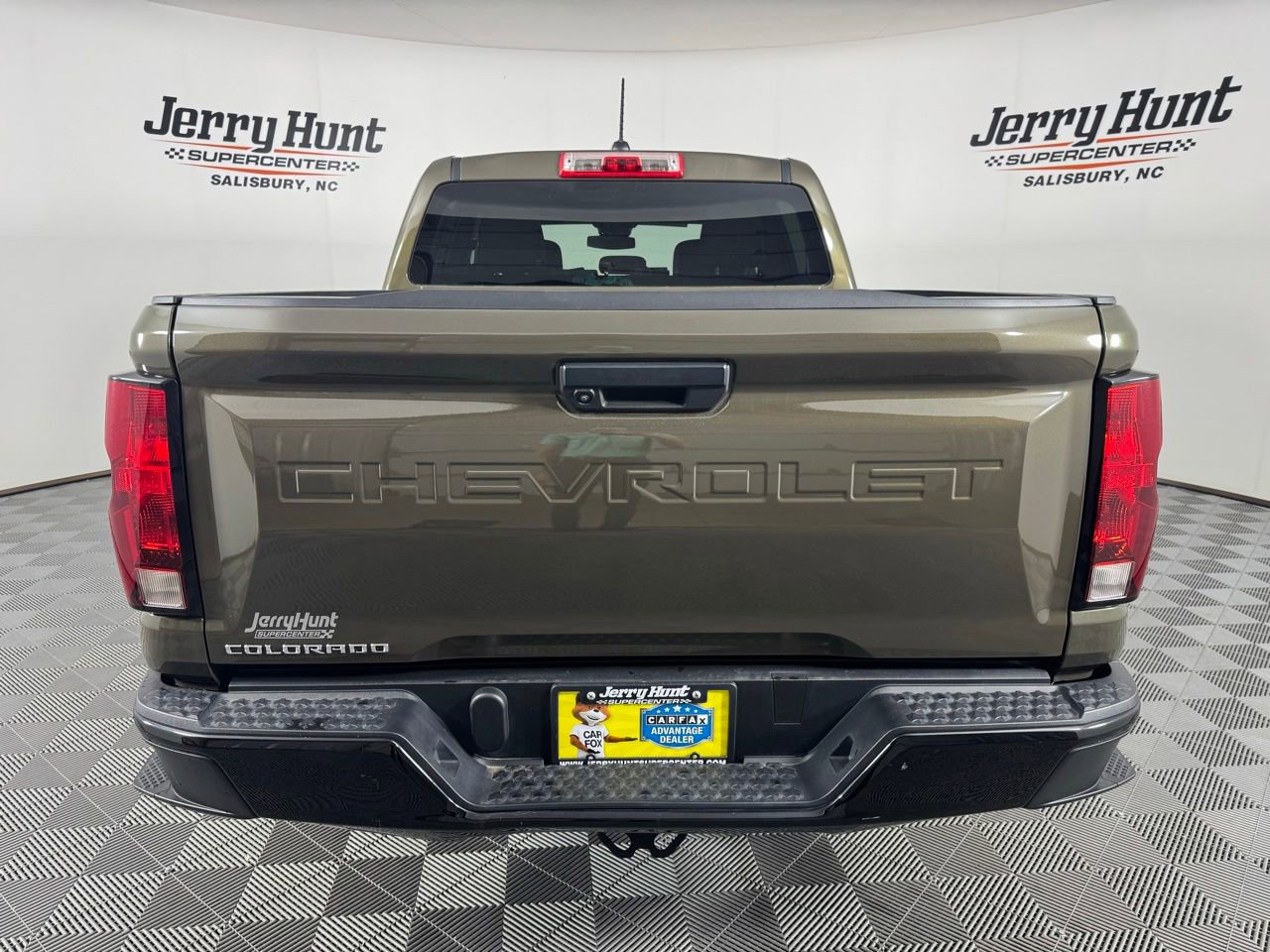 Used 2023 Chevrolet Colorado W/T RWD image 8