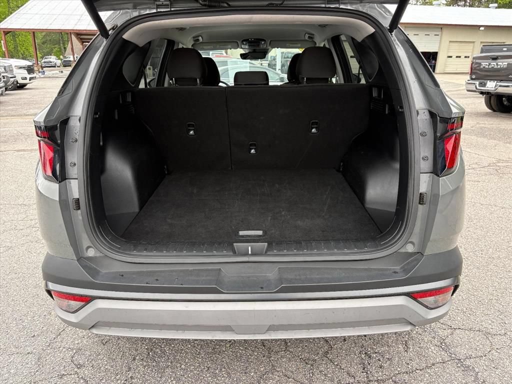 Used 2025 Hyundai Tucson SEL FWD image 25