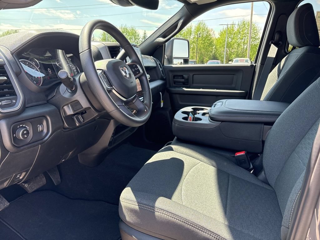 New 2026 RAM 2500 Tradesman AWD/4WD image 7