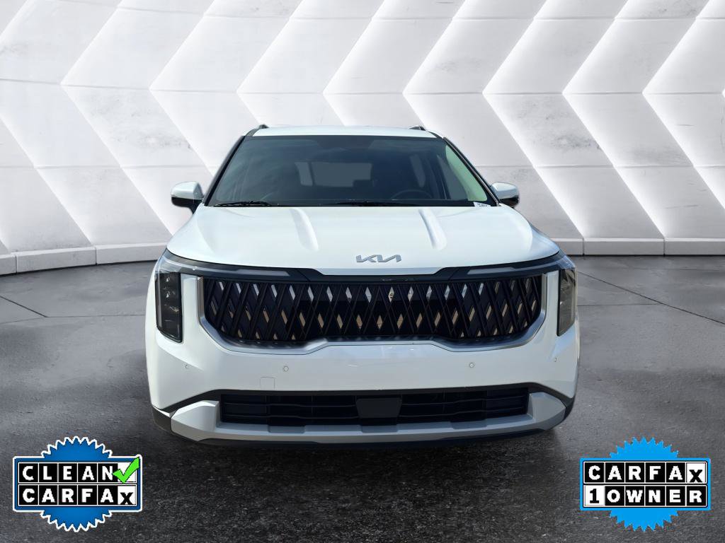 Used 2026 Kia Carnival EX image 2