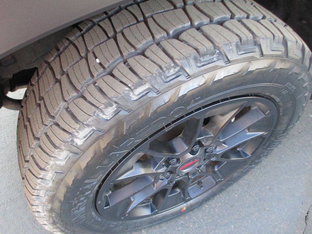 Used 2022 Toyota Tundra SR5 image 11