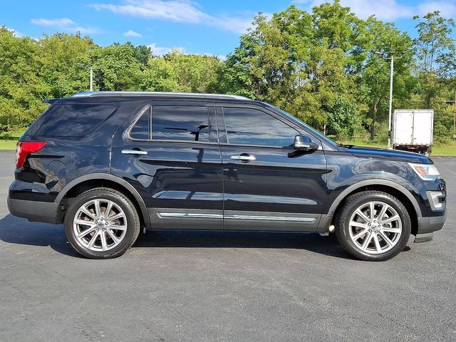 Used 2017 Ford Explorer Limited AWD/4WD image 10