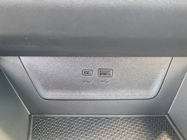 New 2027 Chevrolet Equinox LT FWD image 31