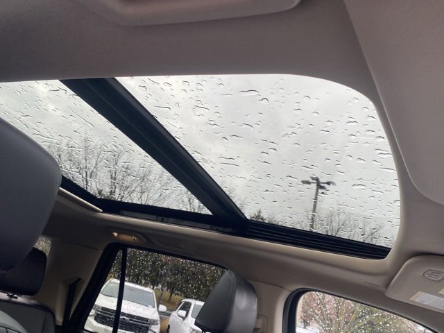 Used 2023 Ford Expedition XLT image 31