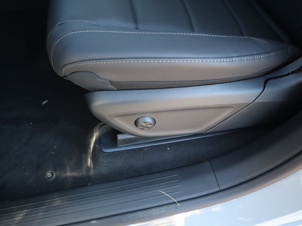 New 2026 Mercedes-Benz GLE 450 4MATIC image 32