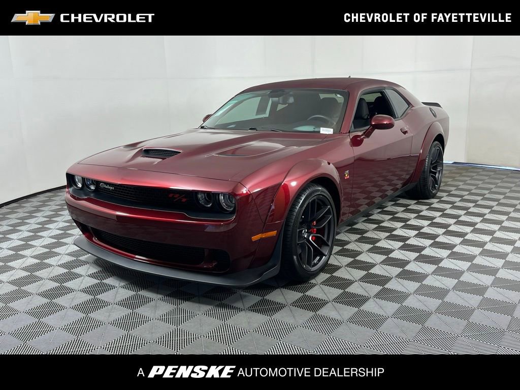 Used 2022 Dodge Challenger R/T Scat Pack RWD image 1