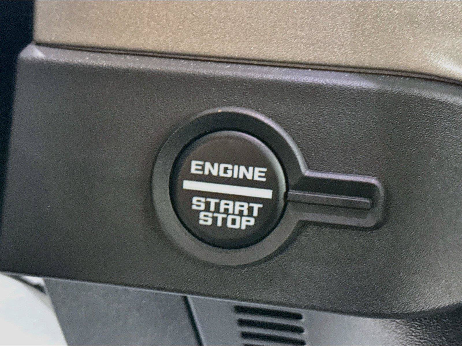 Used 2025 Ford Bronco Outer Banks AWD/4WD image 21