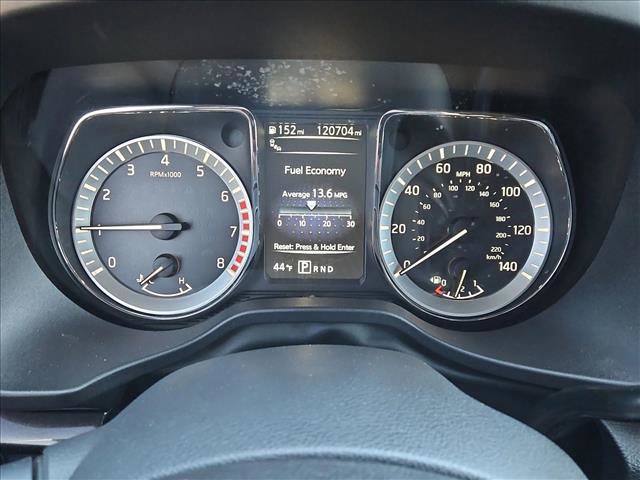 Used 2018 Nissan Titan SV w/ SV Convenience Package image 10