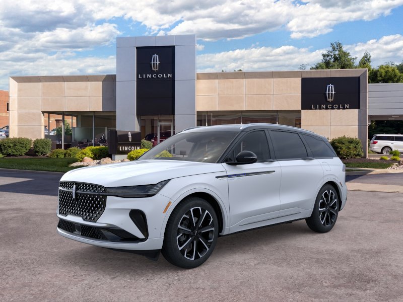 New 2024 Lincoln Nautilus Reserve w/ Equipment Group 202A AWD/4WD image 2