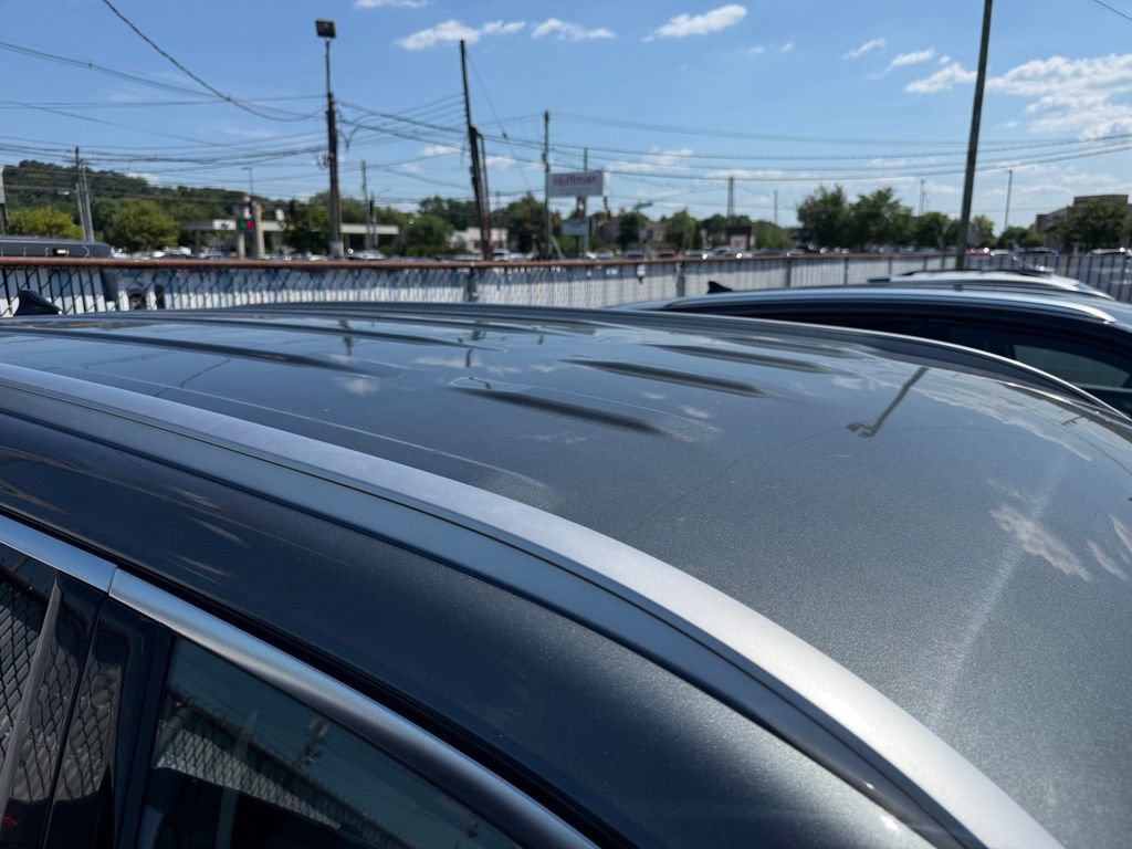 Used 2024 Hyundai Palisade SEL FWD image 2