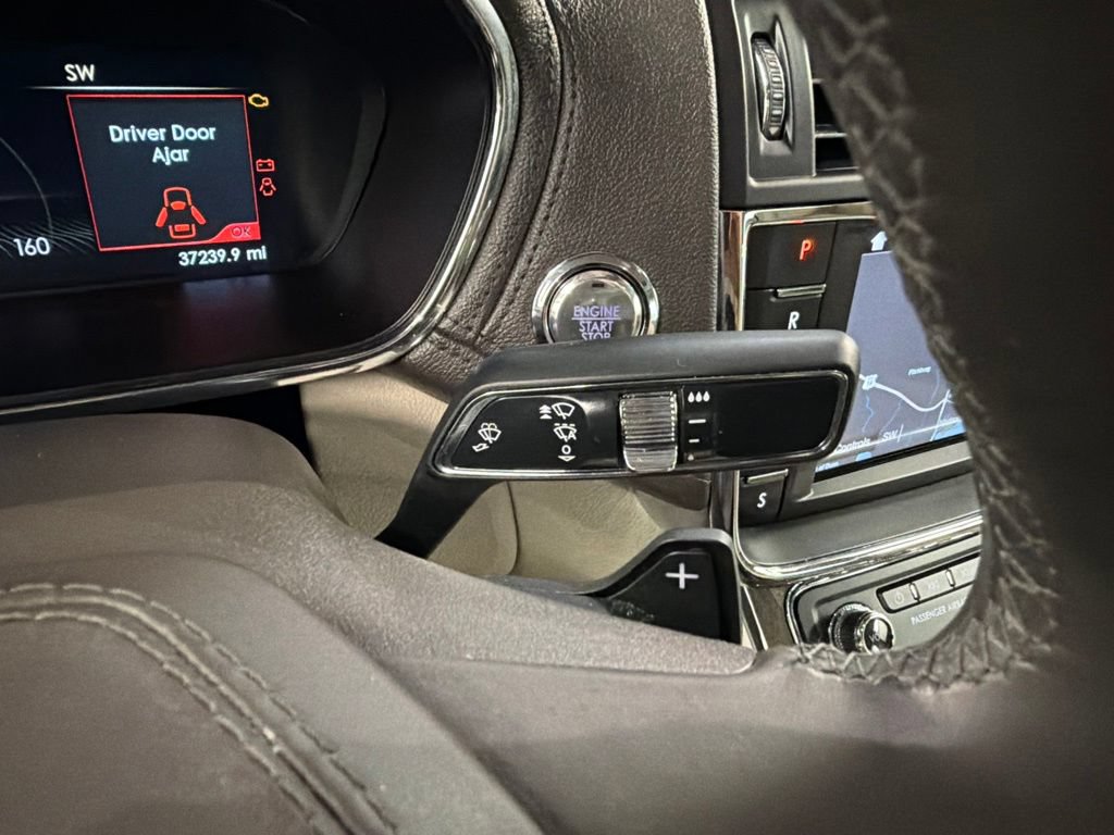 Used 2018 Lincoln Continental Reserve AWD/4WD image 20
