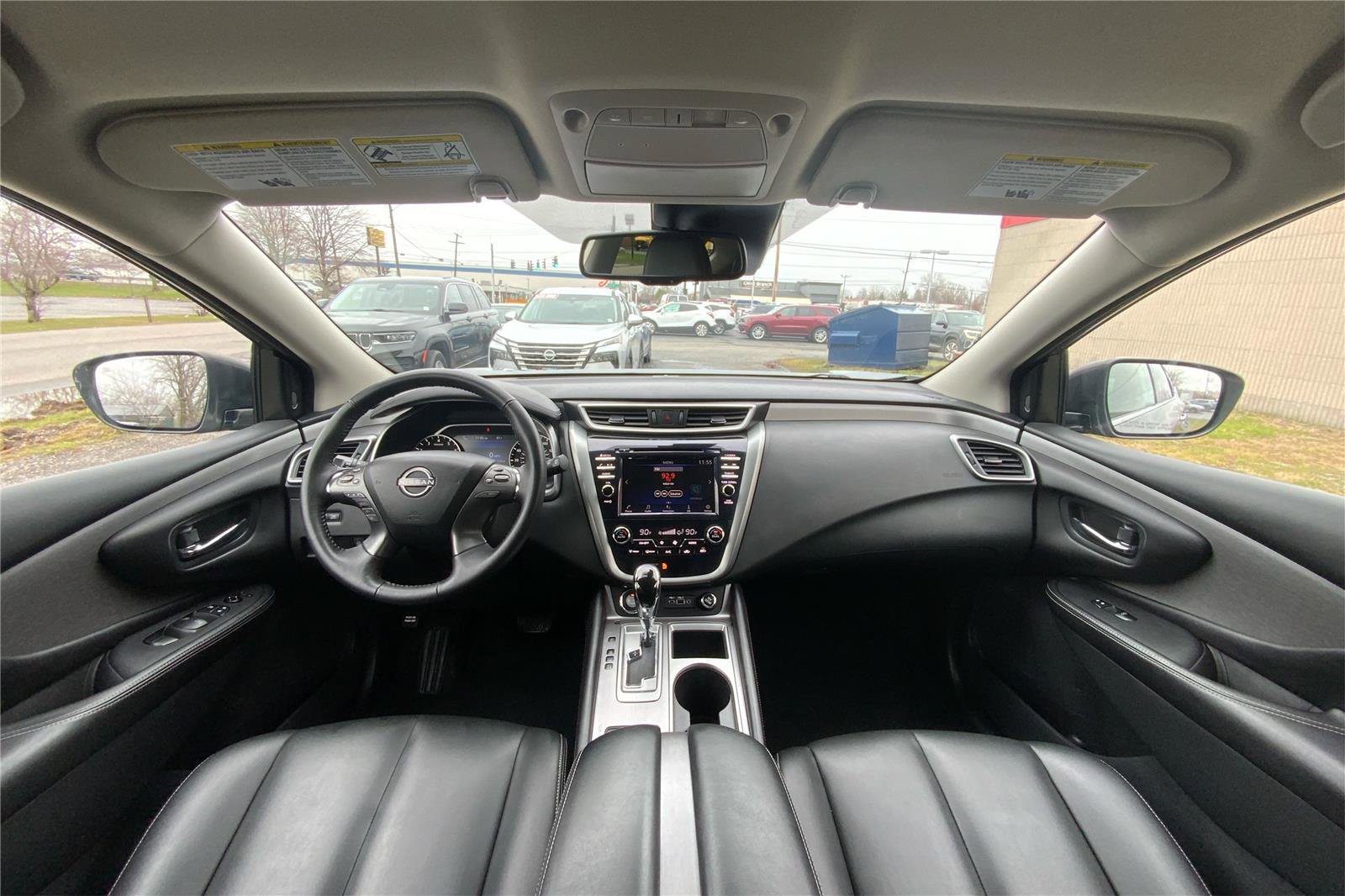Used 2023 Nissan Murano SV AWD/4WD image 30