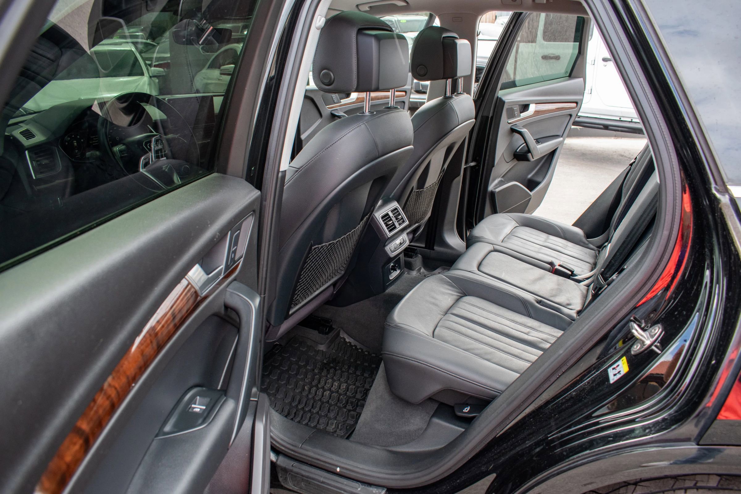 Used 2018 Audi Q5 2.0T Premium Plus w/ Premium Plus Package image 15