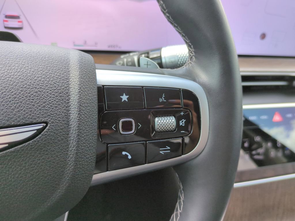 Used 2025 Genesis GV80 3.5T Advanced AWD/4WD image 22