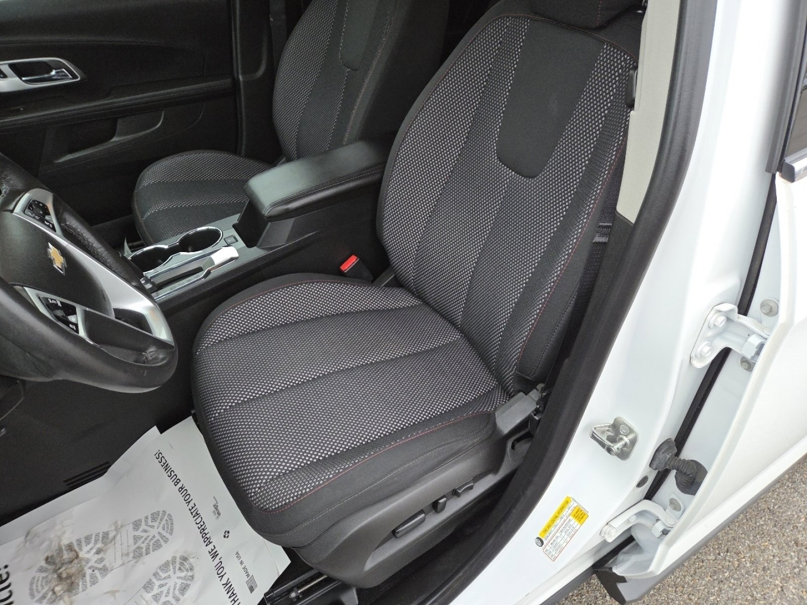 Used 2016 Chevrolet Equinox LT image 23