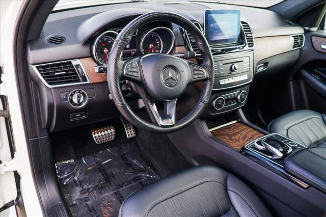 Used 2019 Mercedes-Benz GLE 400 4MATIC image 10