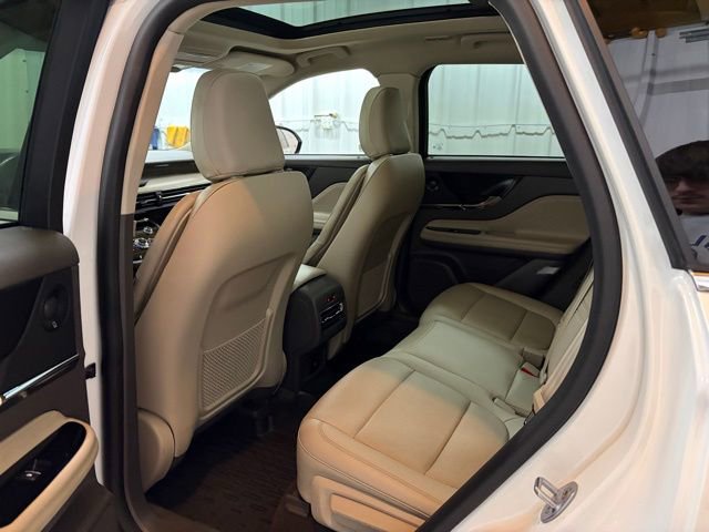 Used 2021 Lincoln Corsair Reserve w/ Elements Package image 23