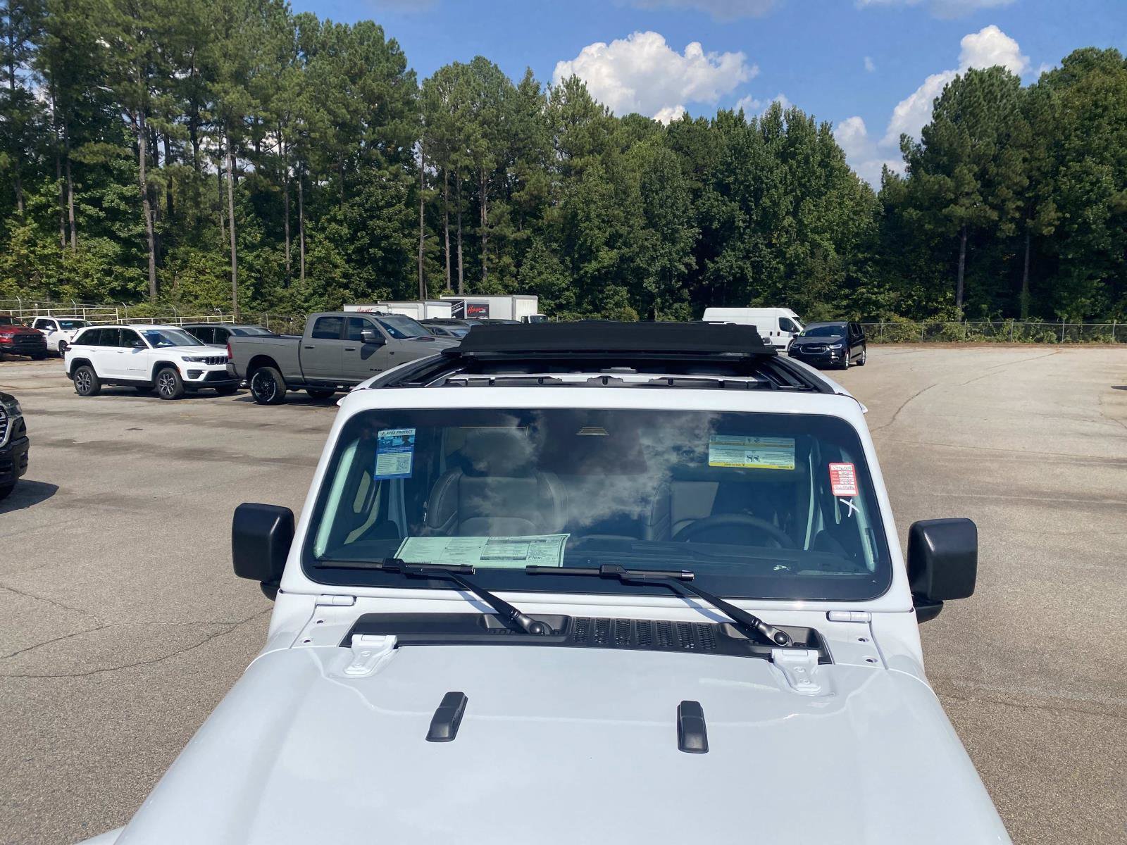 New 2027 Jeep Wrangler Unlimited Sahara AWD/4WD image 7