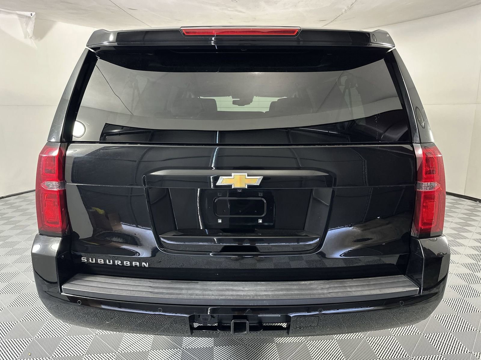 Used 2020 Chevrolet Suburban LT RWD image 7