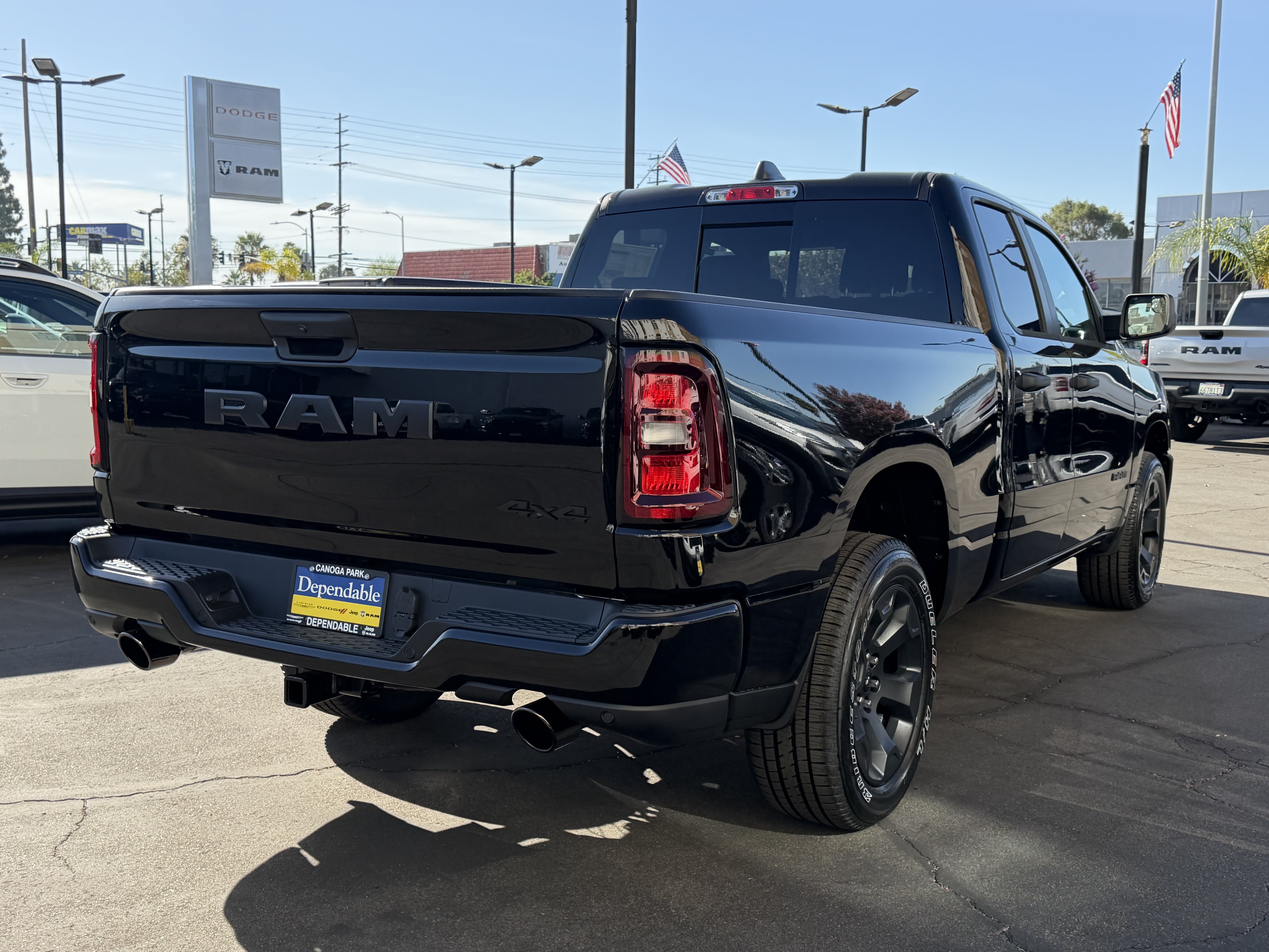 New 2026 RAM 1500 Express AWD/4WD image 10