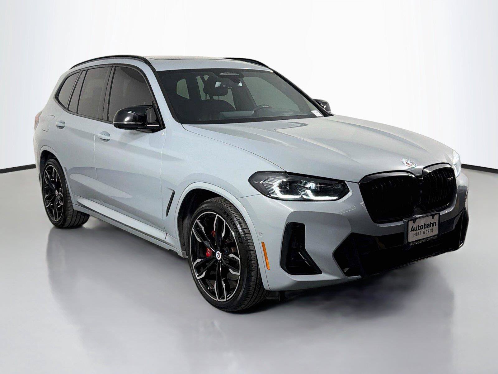 Used 2022 BMW X3 M40i AWD/4WD image 4