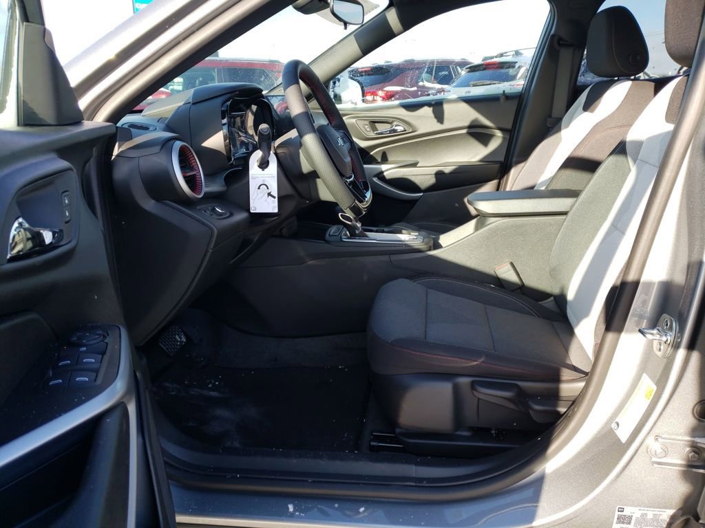 New 2026 Chevrolet Trax RS image 9