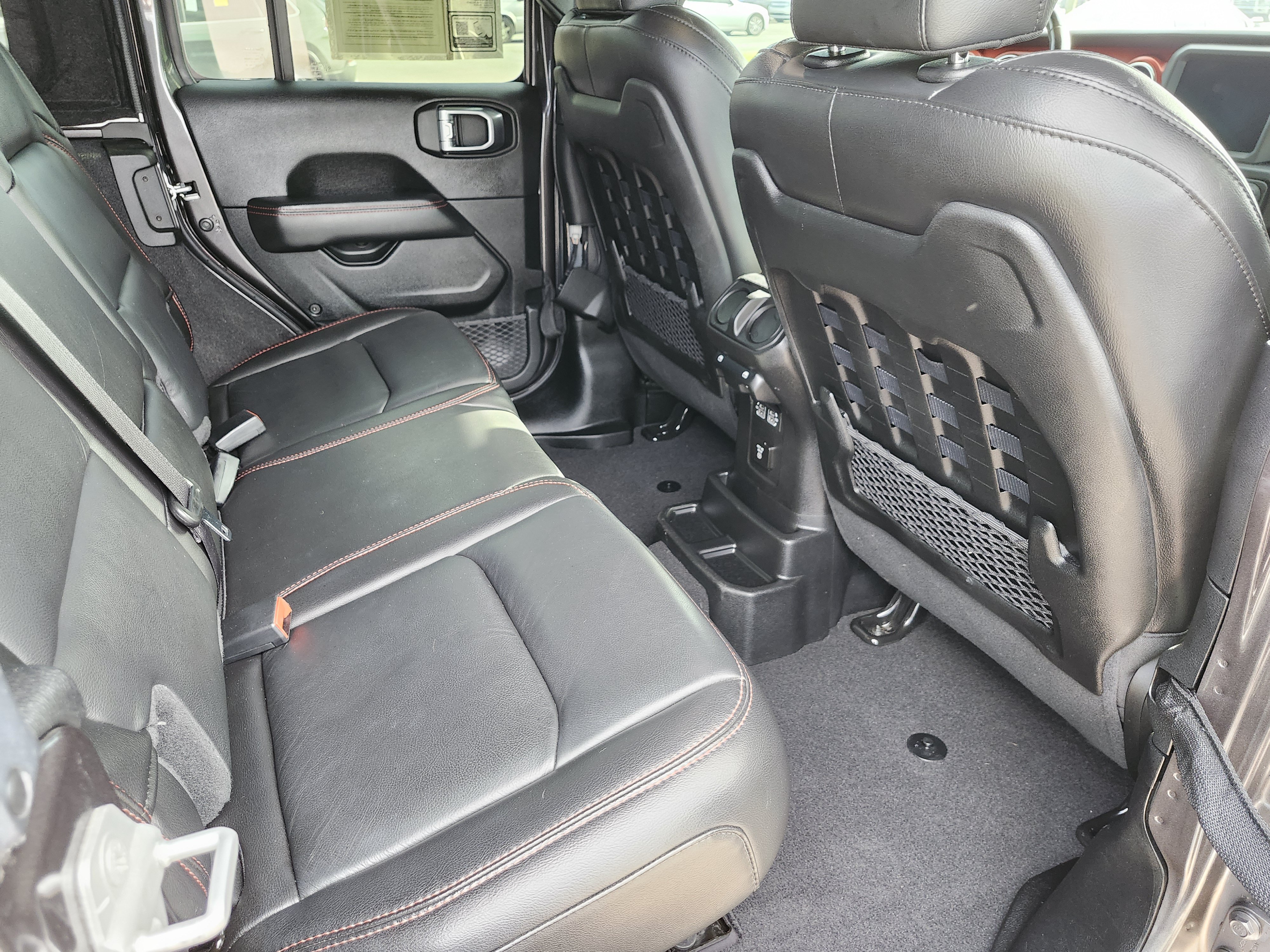 Used 2021 Jeep Wrangler Unlimited Rubicon AWD/4WD image 22