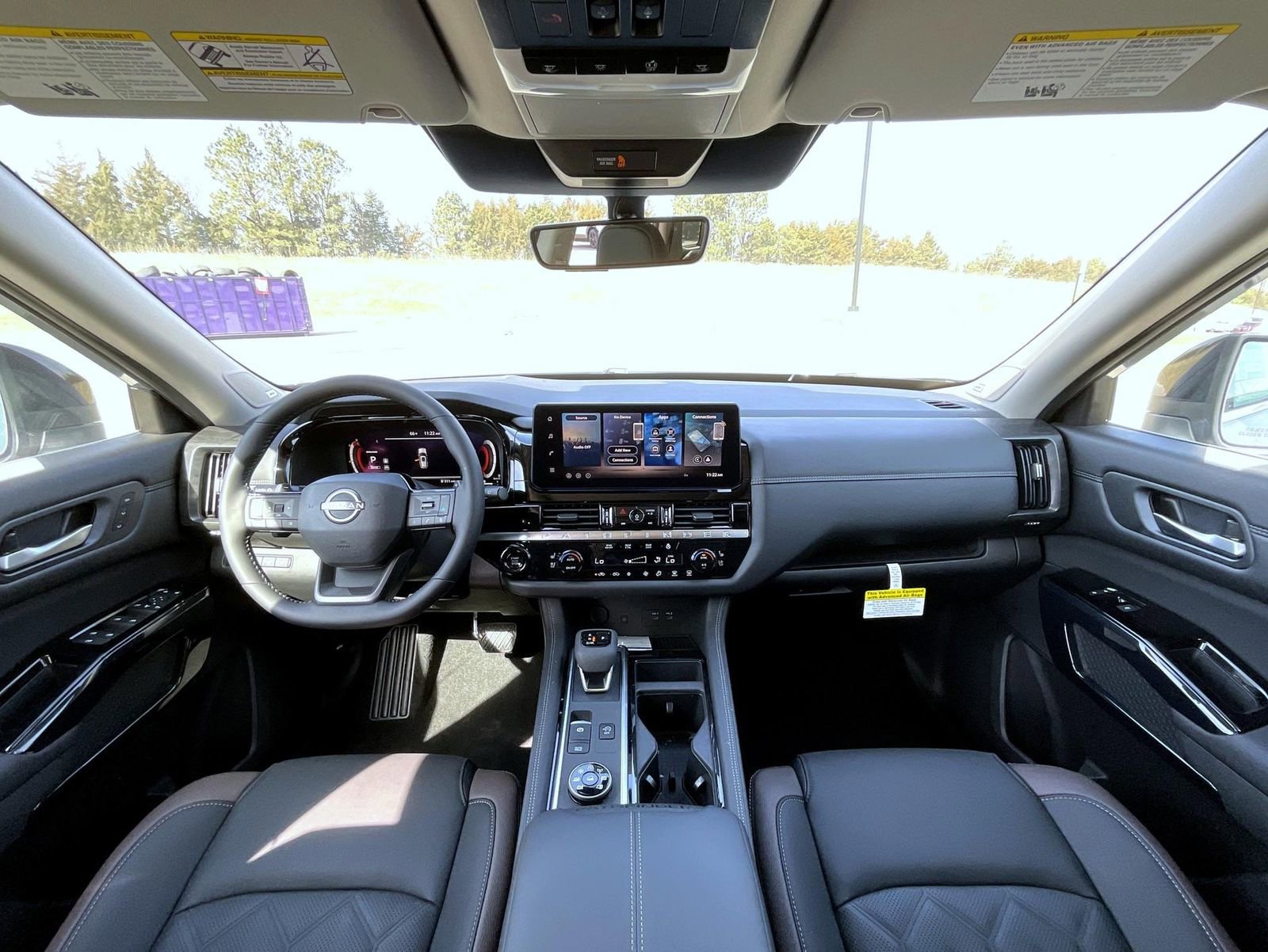 New 2026 Nissan Pathfinder Platinum AWD/4WD image 15