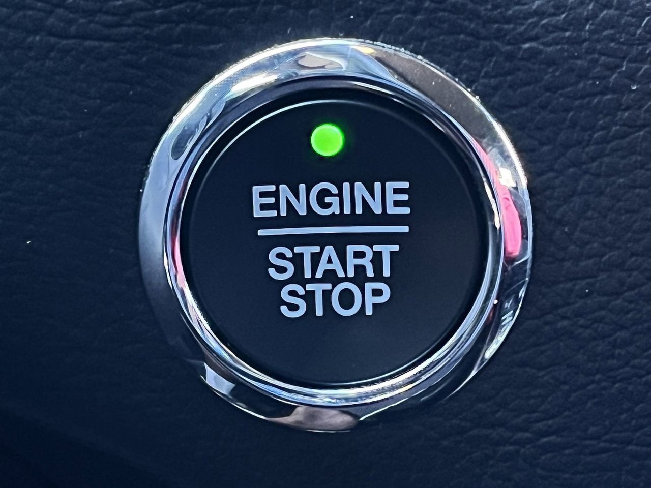 Used 2019 Ford Edge ST w/ Equipment Group 401A image 19