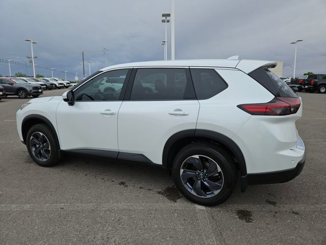Certified 2026 Nissan Rogue SV image 5