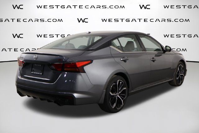 Used 2024 Nissan Altima 2.5 SR FWD image 38
