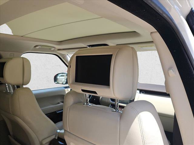 Used 2016 Land Rover Range Rover HSE AWD/4WD image 22
