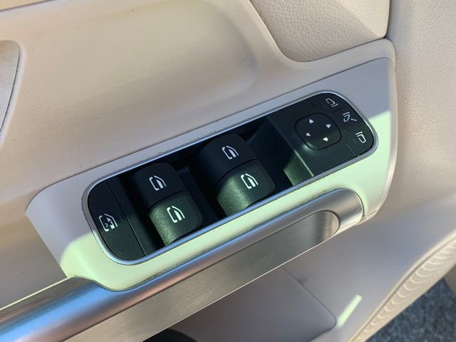 Used 2021 Mercedes-Benz GLB 250 image 15