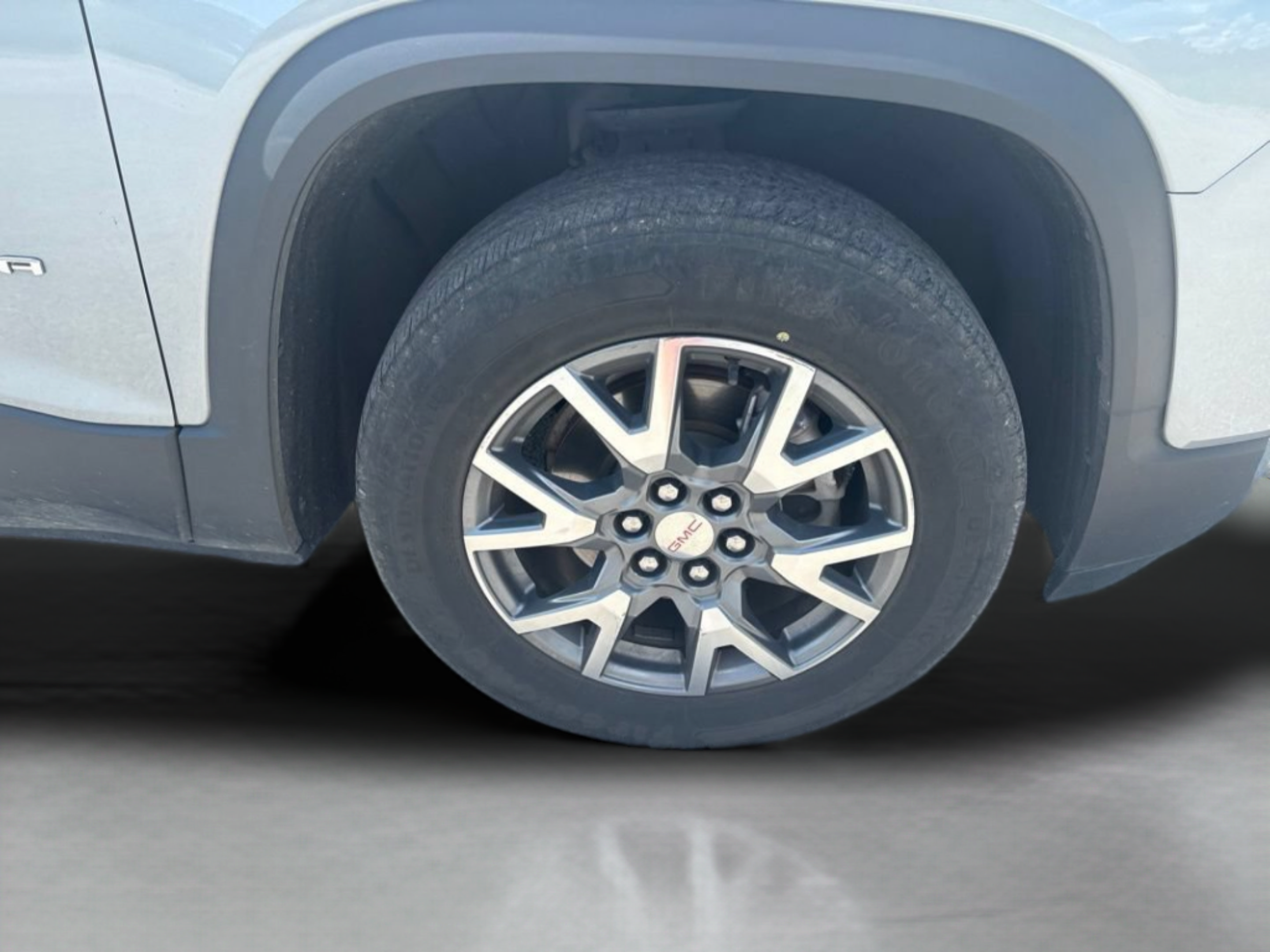 Used 2023 GMC Acadia SLT w/ Preferred Package FWD image 39