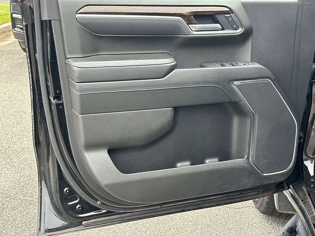 Certified 2025 GMC Sierra 1500 SLE image 10