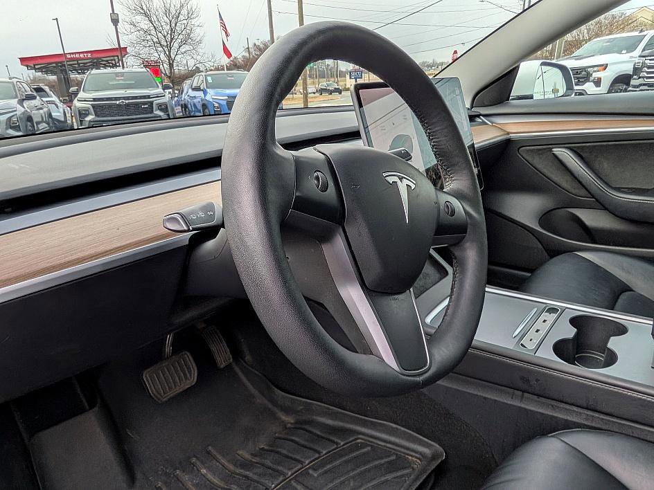 Used 2022 Tesla Model 3 Long Range image 16
