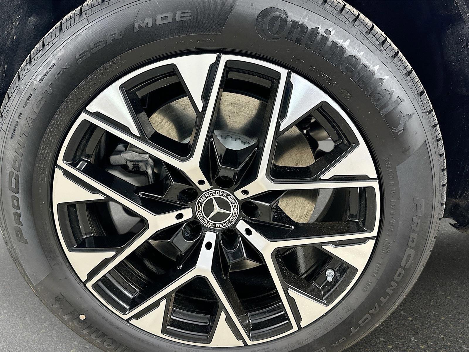 Certified 2025 Mercedes-Benz GLC 350e 4MATIC image 37