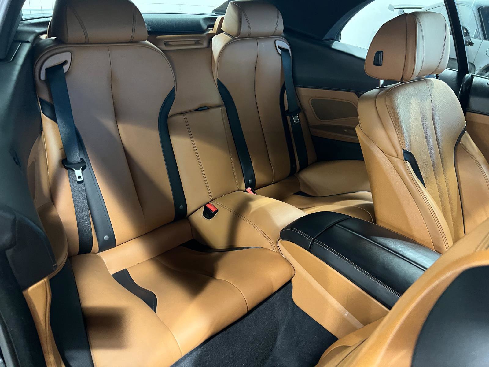 Used 2017 BMW 650i Convertible image 32