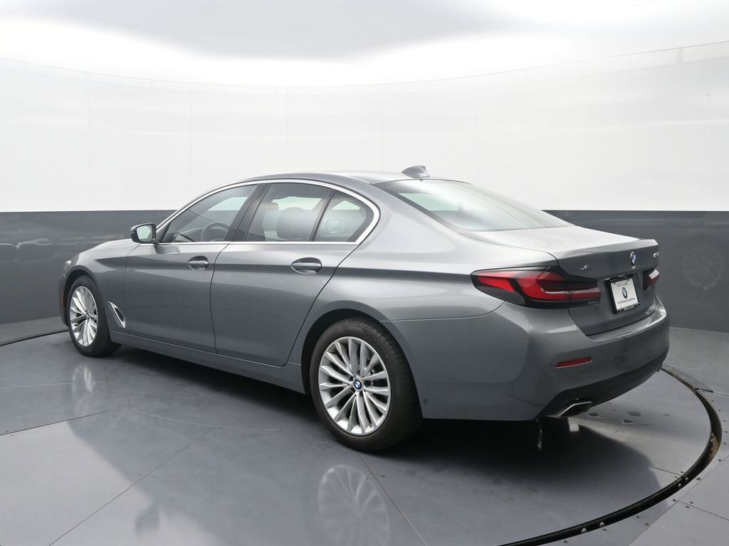 Used 2023 BMW 530i xDrive AWD/4WD image 5
