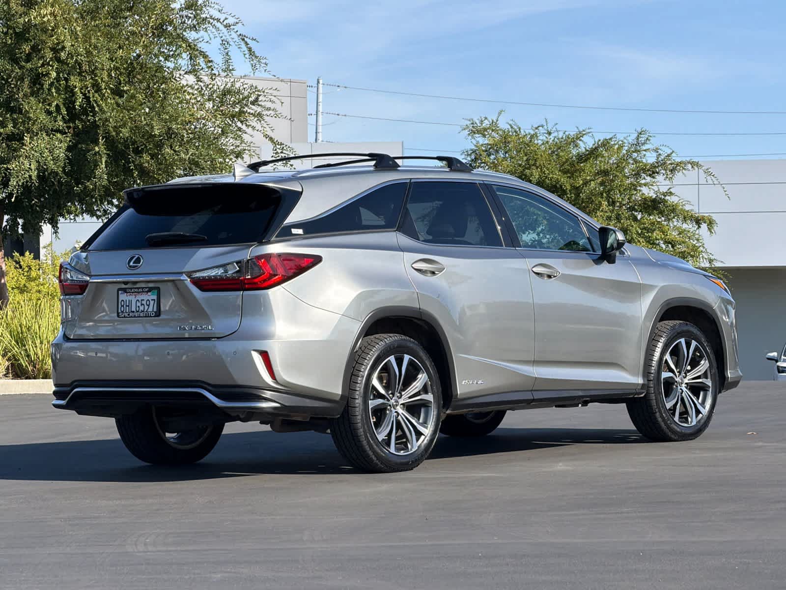 Used 2019 Lexus RX 450hL Premium w/ Premium Package AWD/4WD image 2