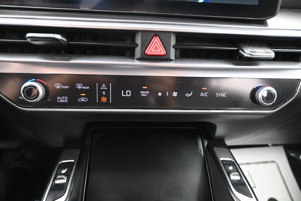 Used 2025 Kia Sorento EX w/ EX Panoramic Sunroof Package AWD/4WD image 15