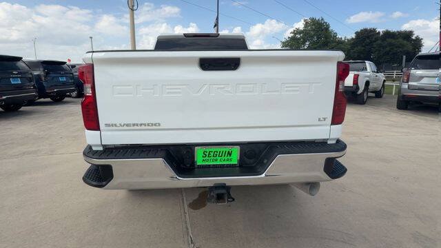 Used 2024 Chevrolet Silverado 2500 LT AWD/4WD image 7