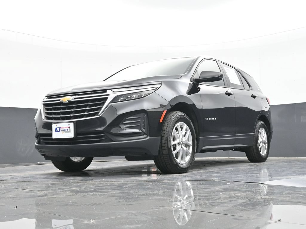 Used 2024 Chevrolet Equinox LS AWD/4WD image 46