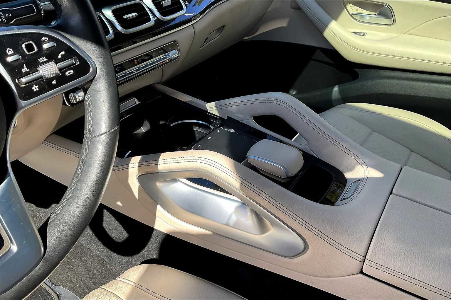 Used 2022 Mercedes-Benz GLE 350 4MATIC image 20