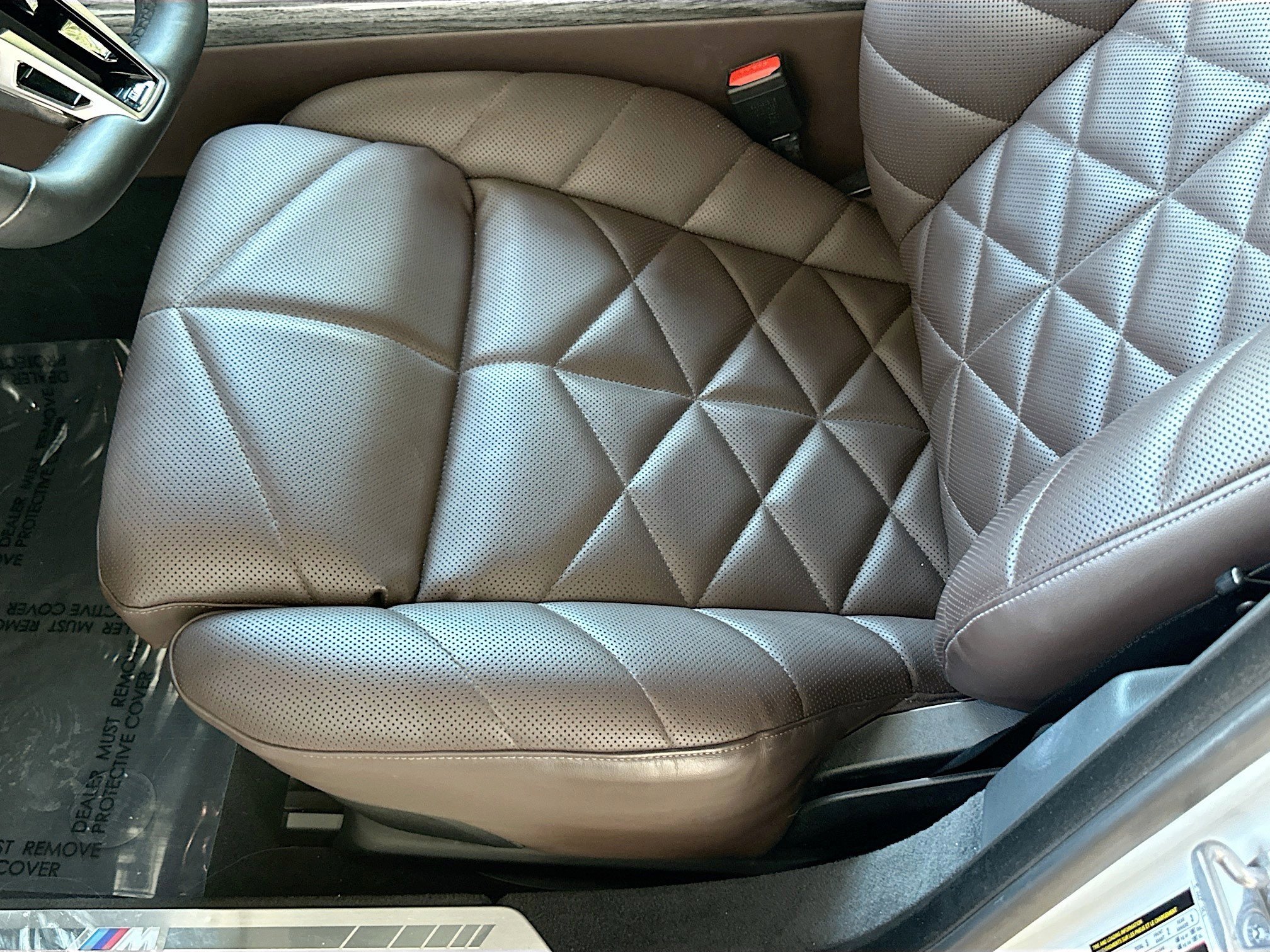 Used 2023 BMW 740i w/ Parking Assistance Package image 20