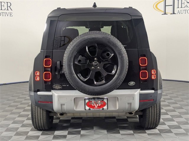 Used 2020 Land Rover Defender 110 SE image 6